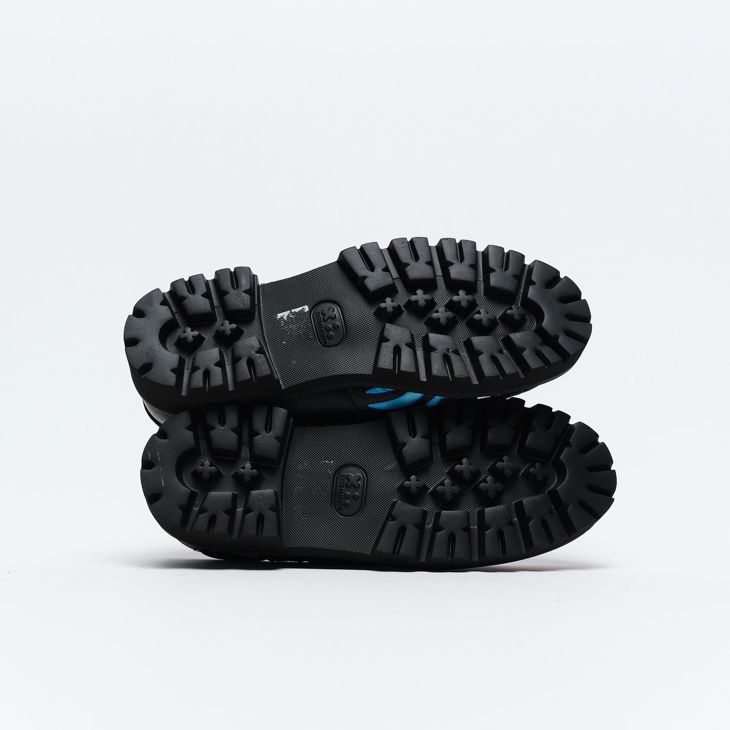 Clarks Originals x Bisous Skateboard - Cleyhill Fire (Black)
