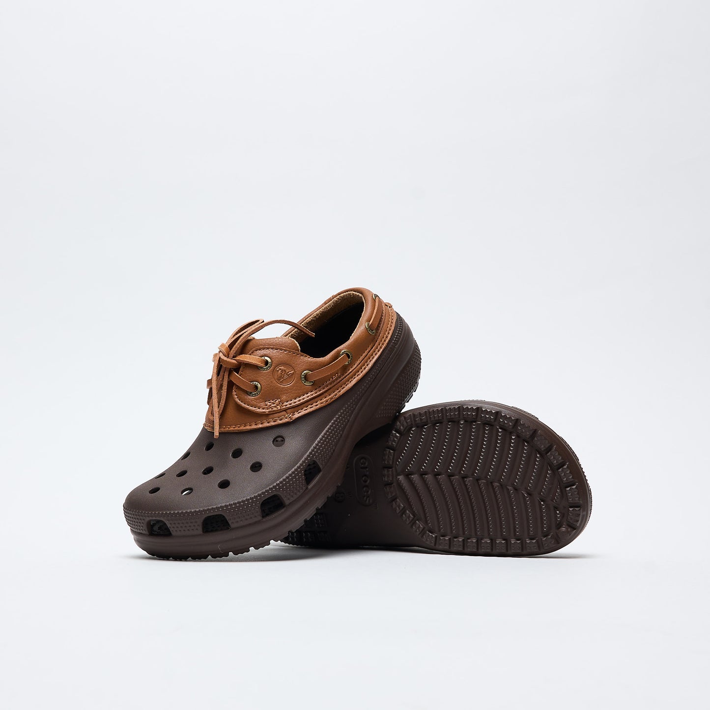 Sabots - Crocs Classic Islander Boat Clog (Black/Sand)