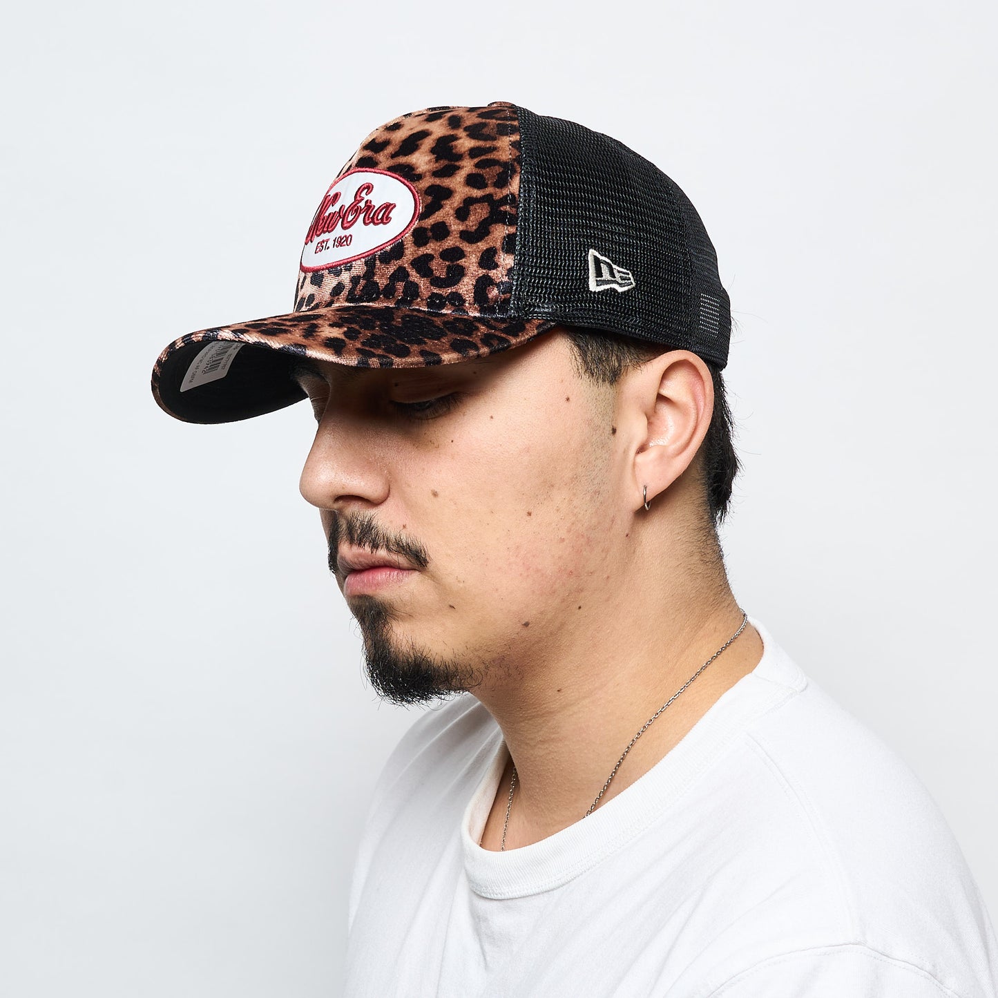 Casquette - New Era - Womens Leopard MC AM Trucker Cap