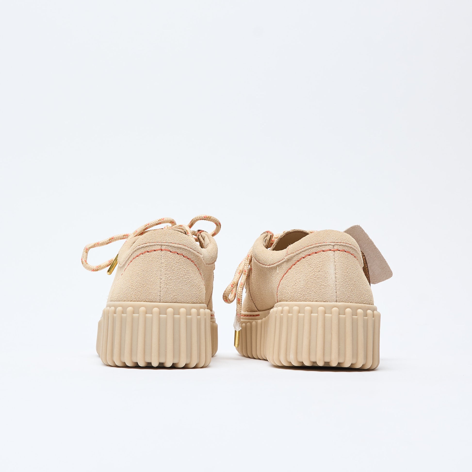 Clarks - Torhill Bee Women (Ecru Suede) "Somerset Pack"