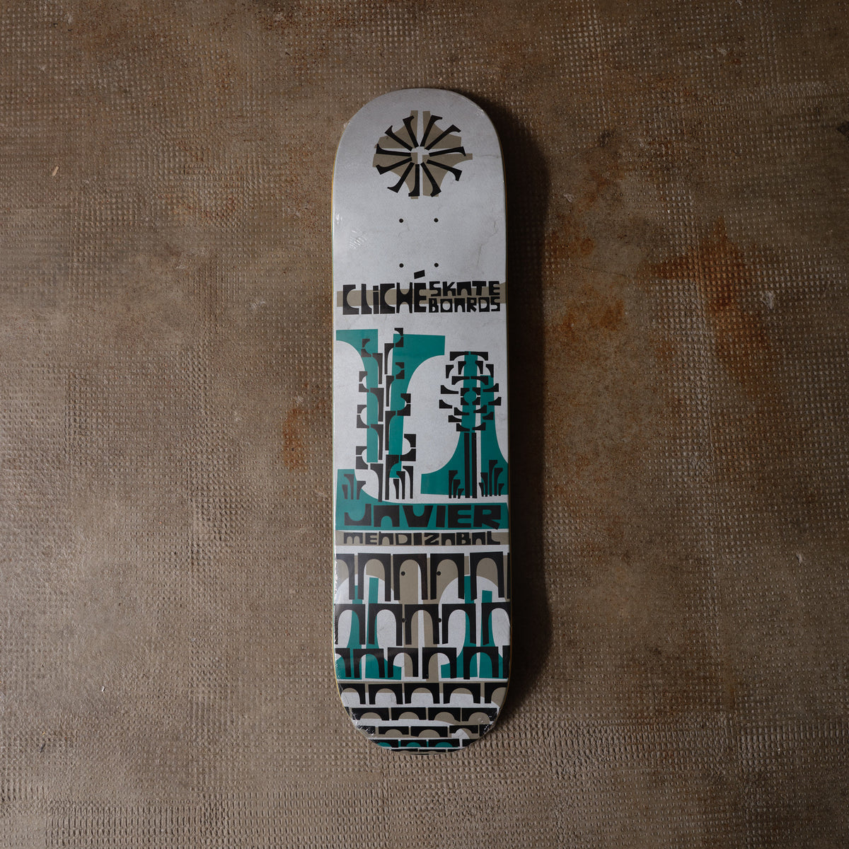 Cliché Skateboards Mendizabal Griptape Art Deck 8.25