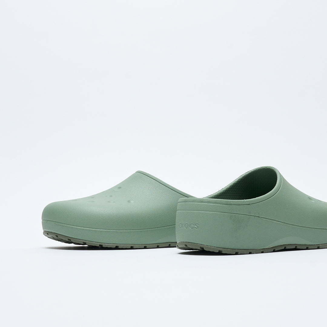 Crocs - Classic Energy Quiet Clog (Moss)