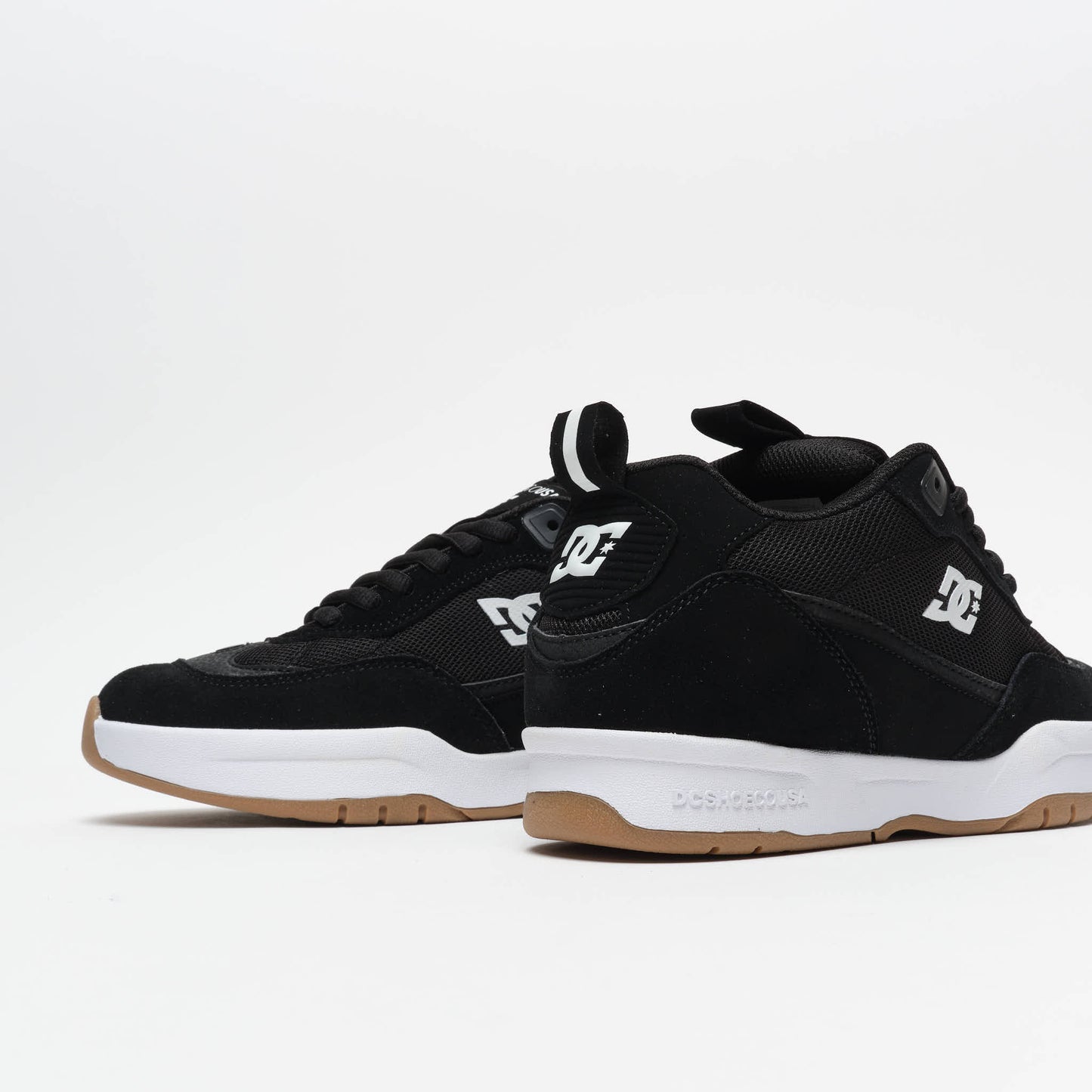 Chaussures de skate - DC SHOES - JS2 (Black/White/Gum)