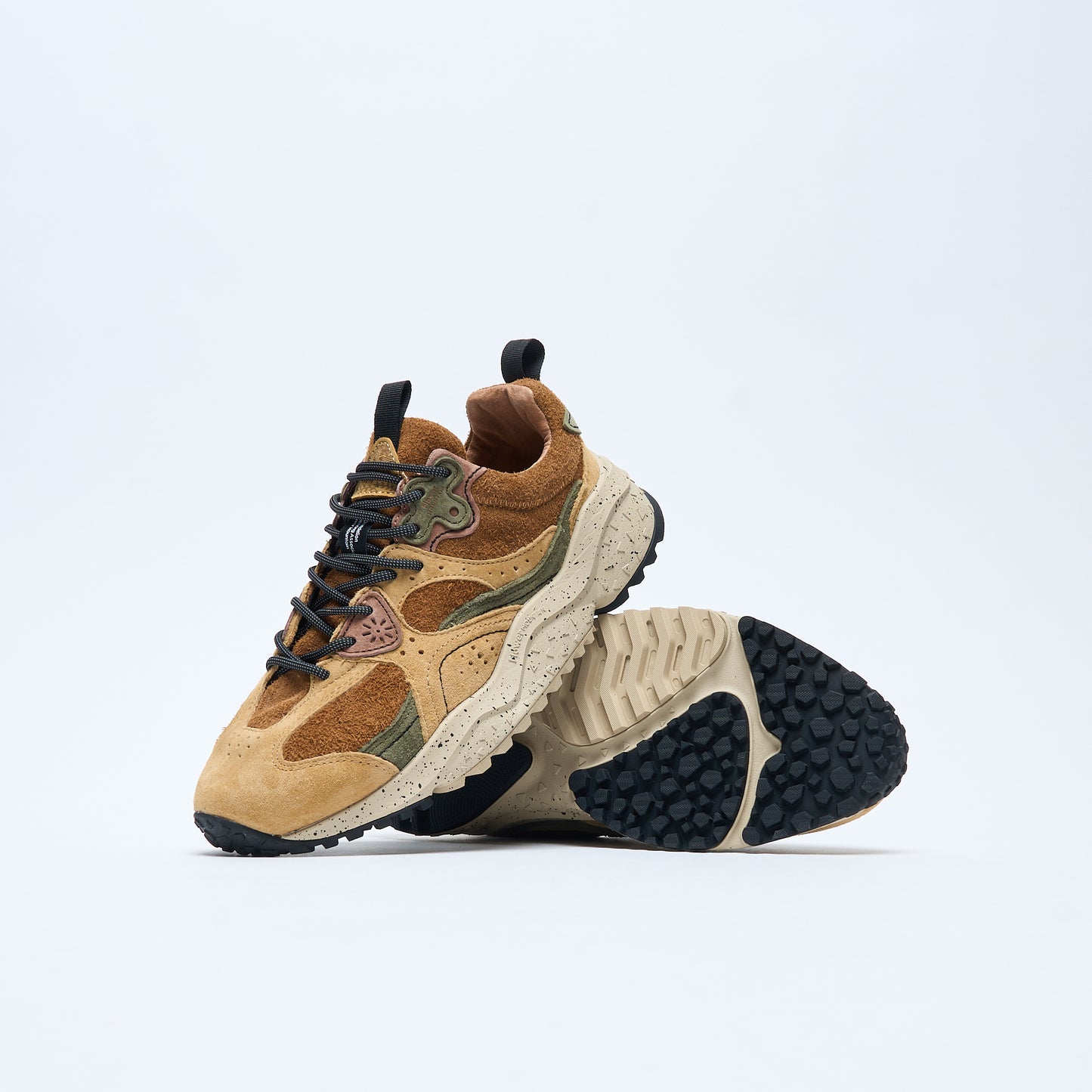 Flower Mountain - Wave Man Hairy Velour Suede (Beige Nude)