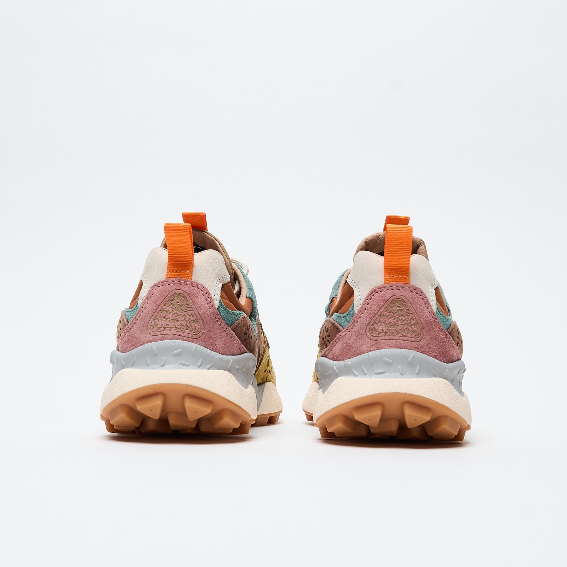Flower Mountain - Yamano 3 Uni (Light Brown / Taupe / Ocher)