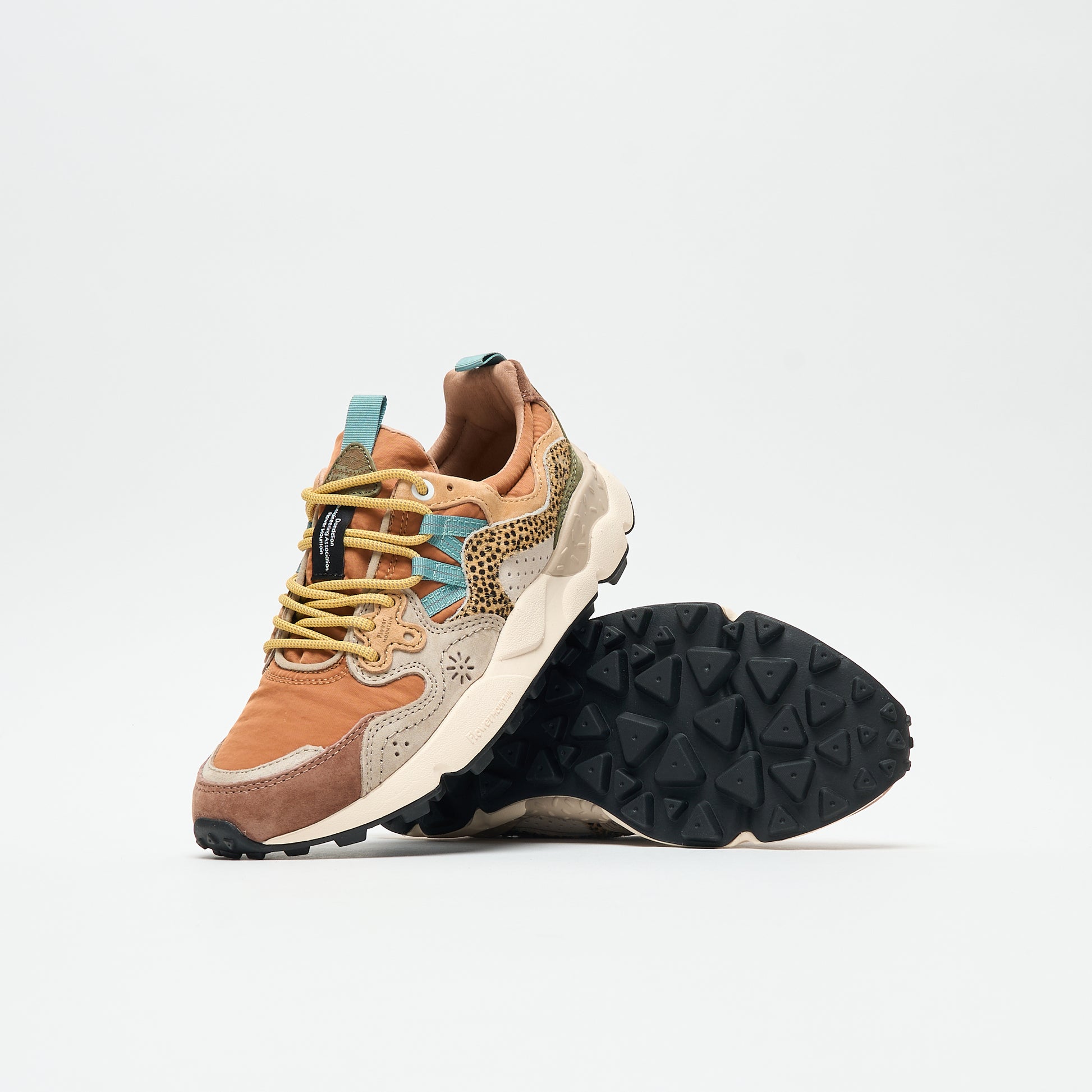 Flower Mountain - Yamano 3 Uni Suede/Pony Hair/Nylon (Dark Grey/Mud/Dark Brown)
