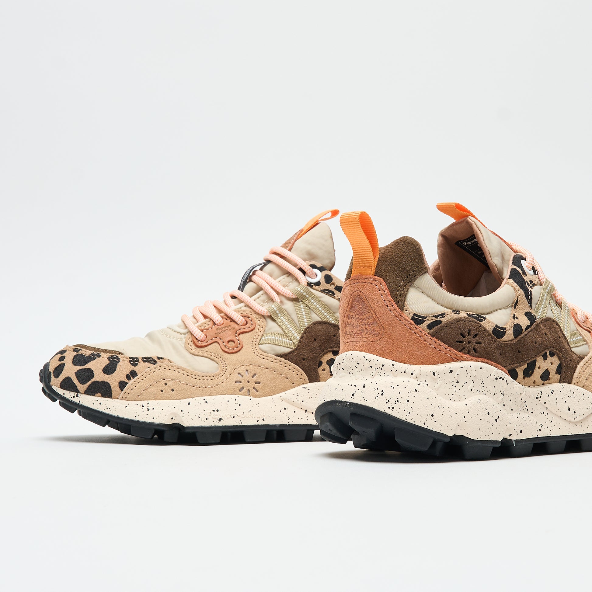 Flower Mountain - Yamano 3 Uni Suede/Print/Nylon (Beige/Milk/Light Brown)