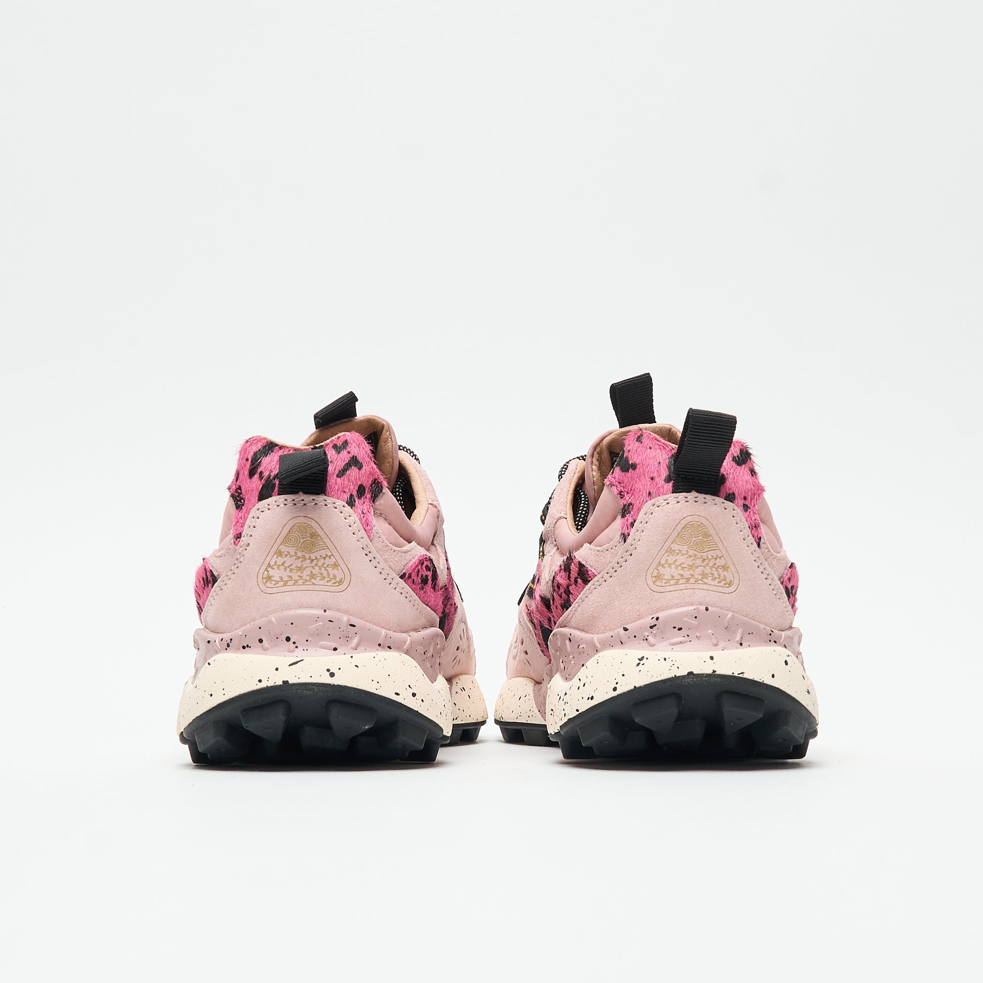 Flower Mountain - Yamano 3 Woman Suede/Pony Hair/Nylon (Coral Rose/Black)