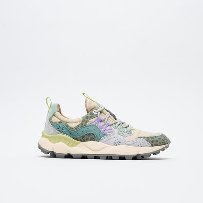 Flower Mountain -  Yamano 3 Woman (Taupe / Green Bottle)