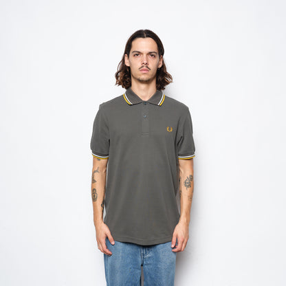 Fred Perry - Twin Tipped Polo Shirt Field Green/Ecru/Golden