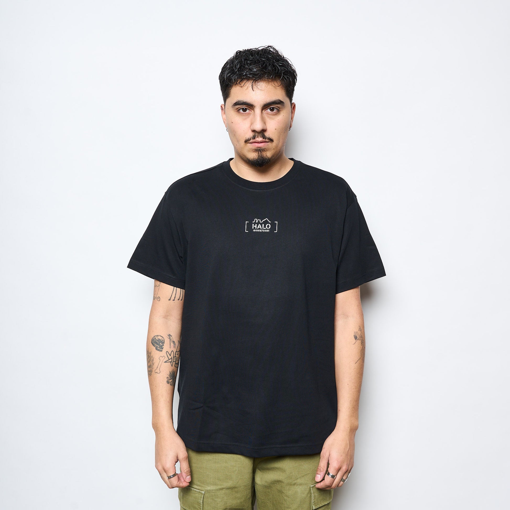 Halo - Graphic T-shirt (Black)