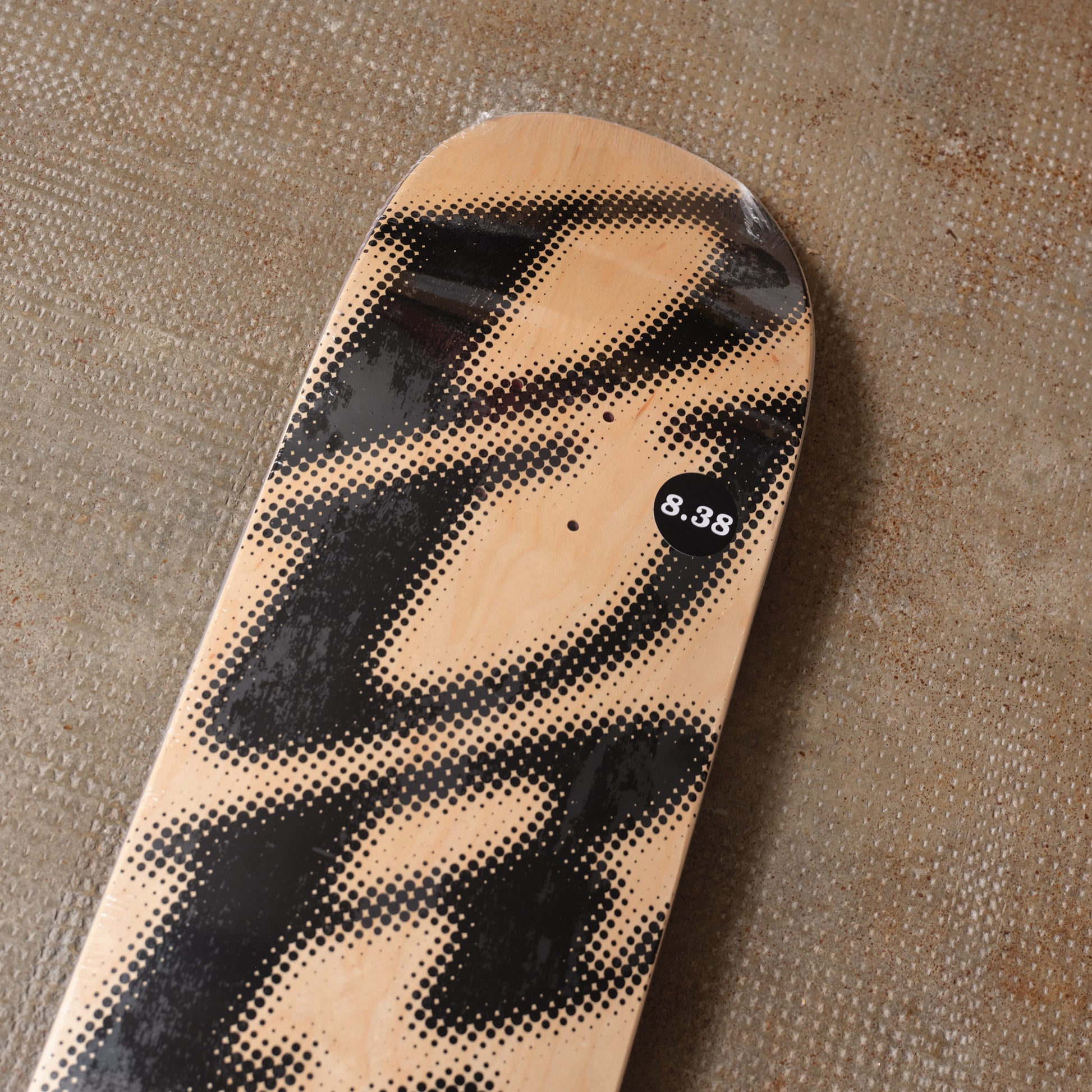 Hardbody NYC - Durao Spot Logo Deck (Black) 8.38