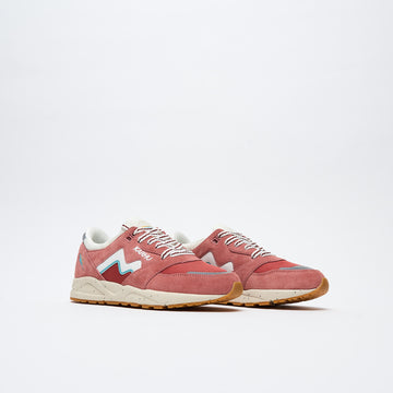 Karhu  Aria 95 (Light Mahogany / White)