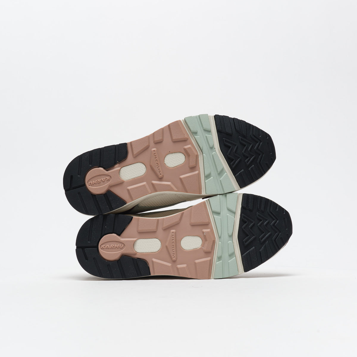 KARHU Fusion 2.0 Shaved Chocolate / Adobe Rose