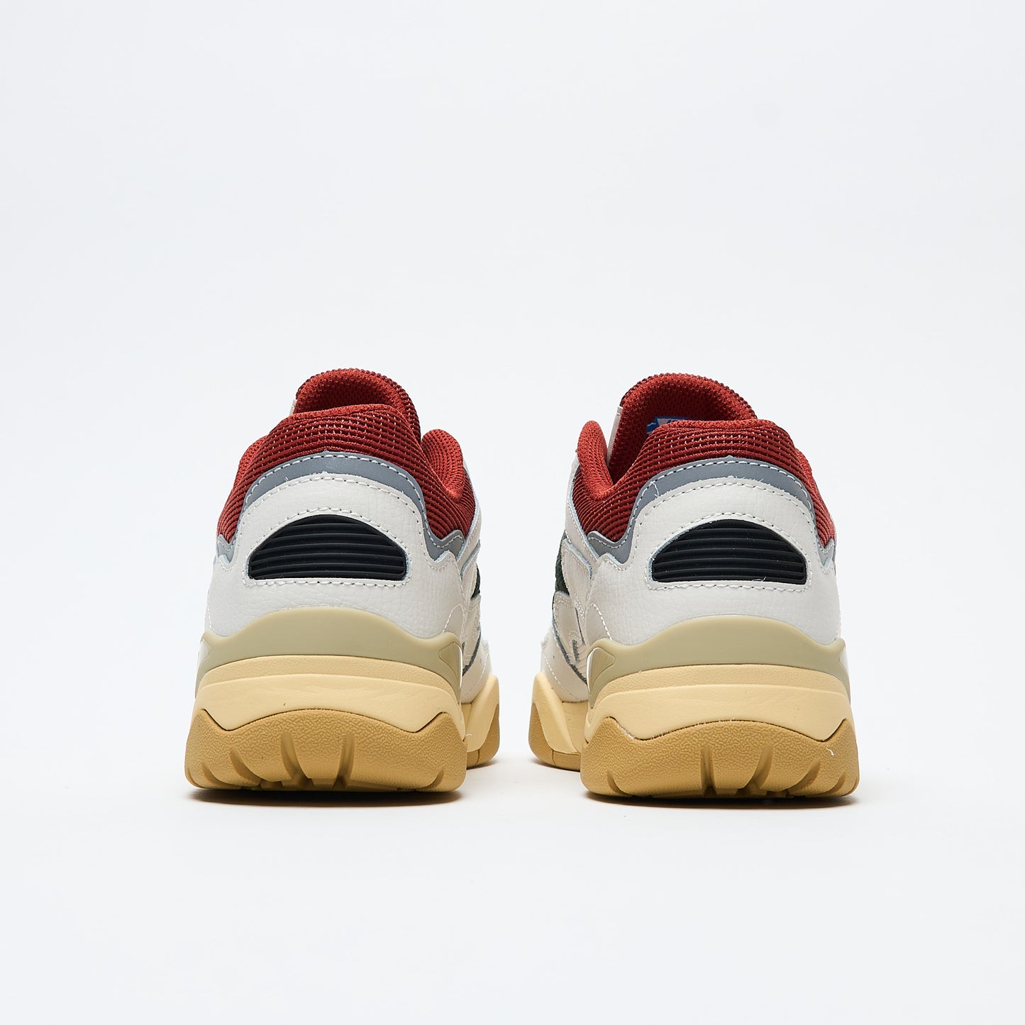 Karhu Fusion XT (Blanc De Blanc/ Pineneedle)