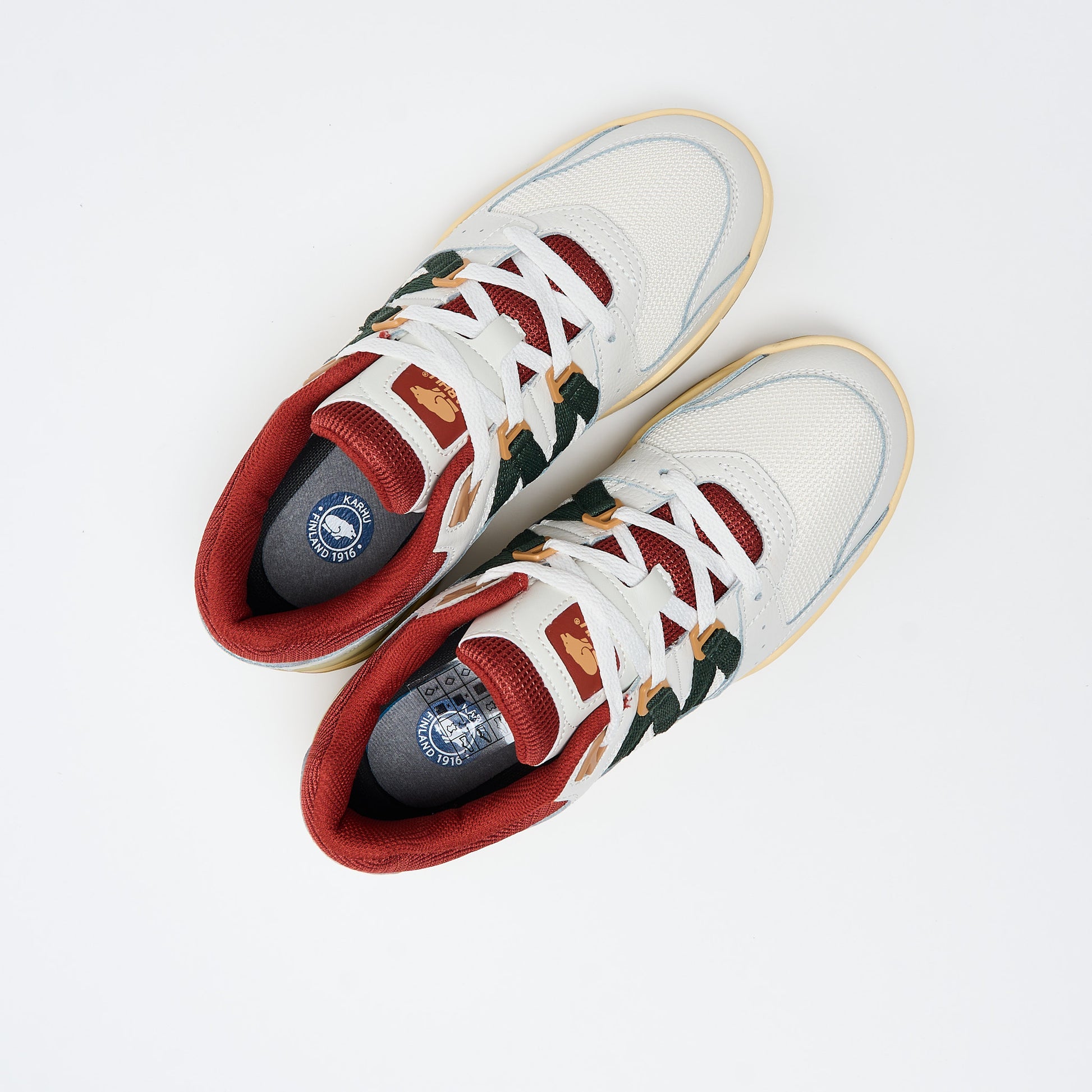 Karhu Fusion XT (Blanc De Blanc/ Pineneedle)