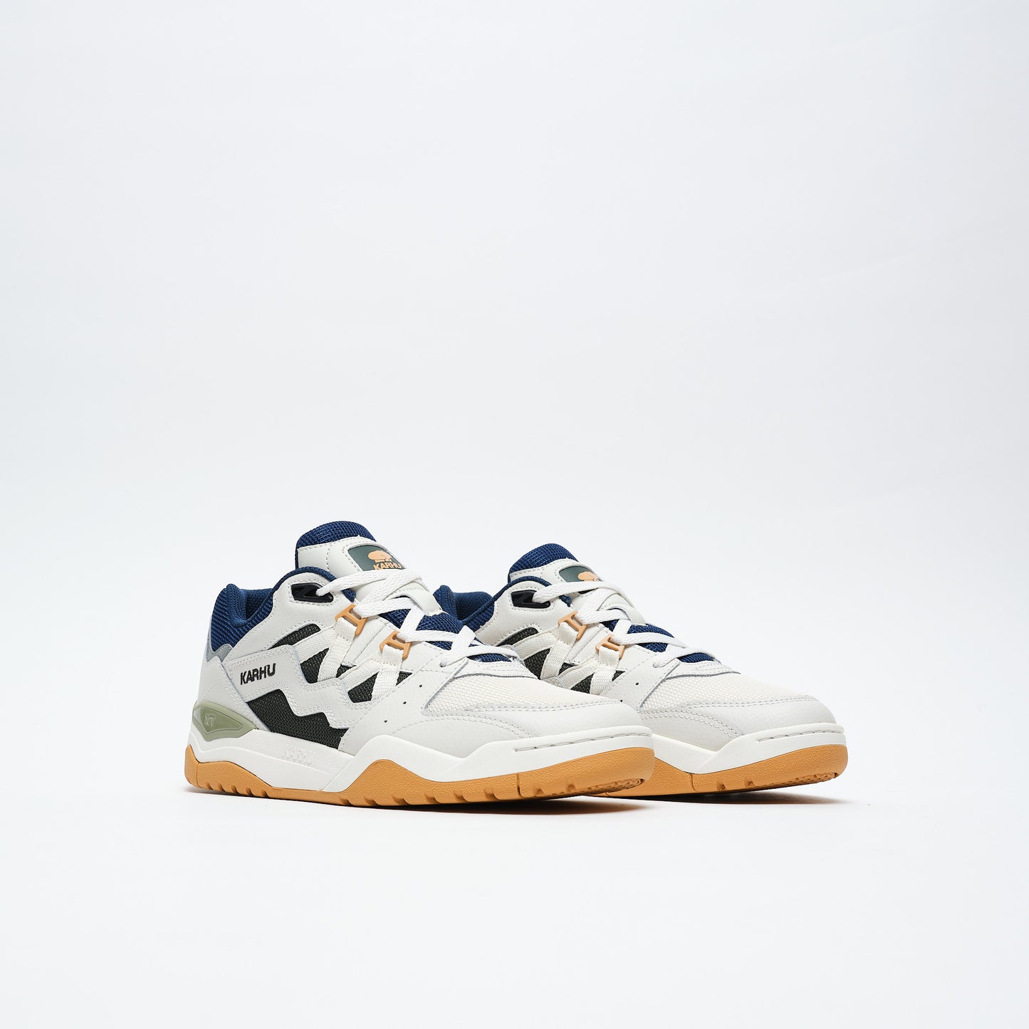 Karhu - Fusion XT (Blanc De Blanc/Blue Opal)