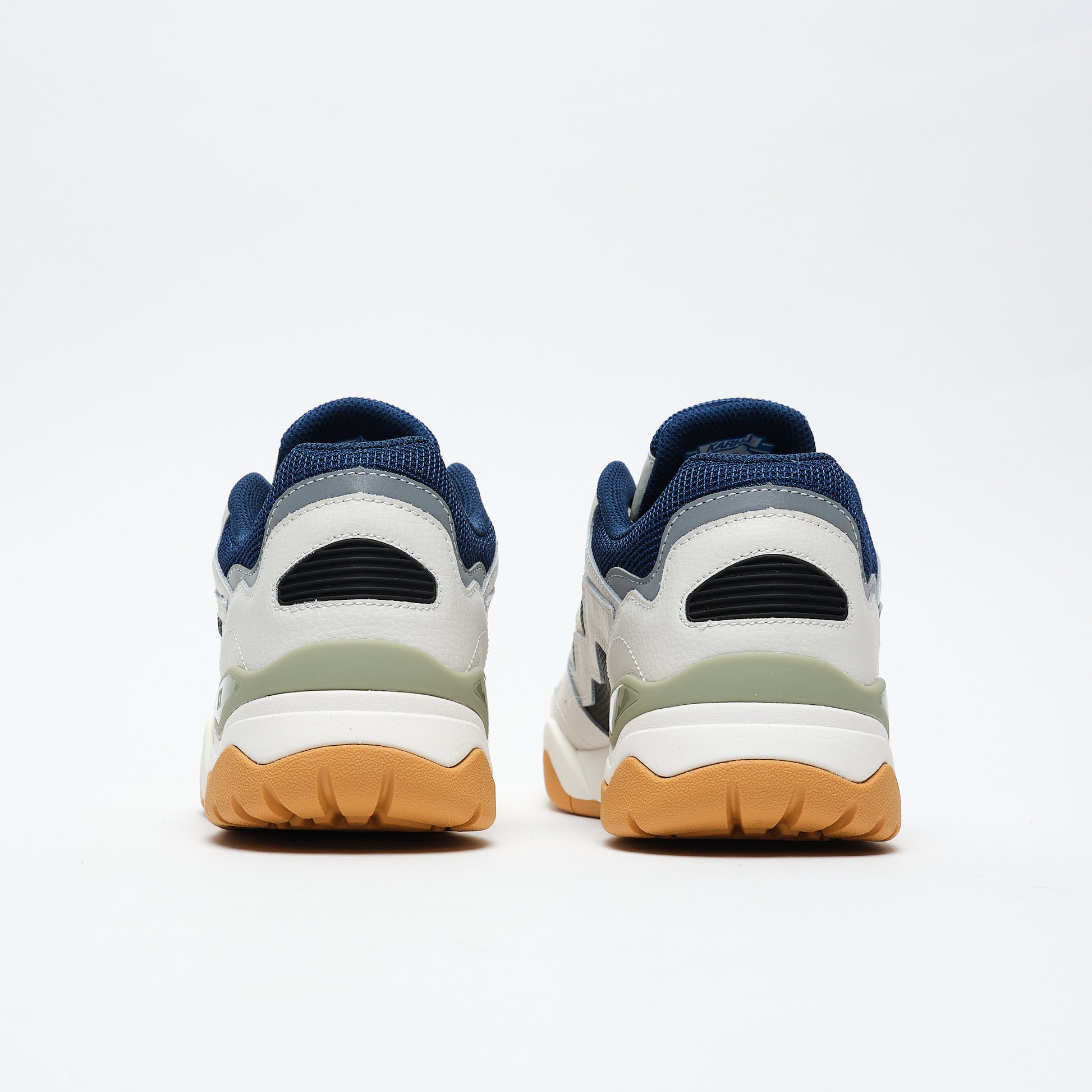 Karhu - Fusion XT (Blanc De Blanc/Blue Opal)