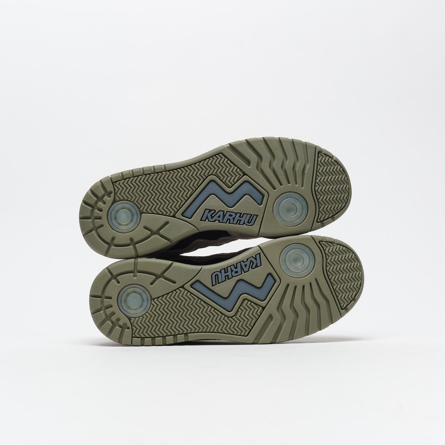 KARHU Fusion XT Hematite / Gray Shingles