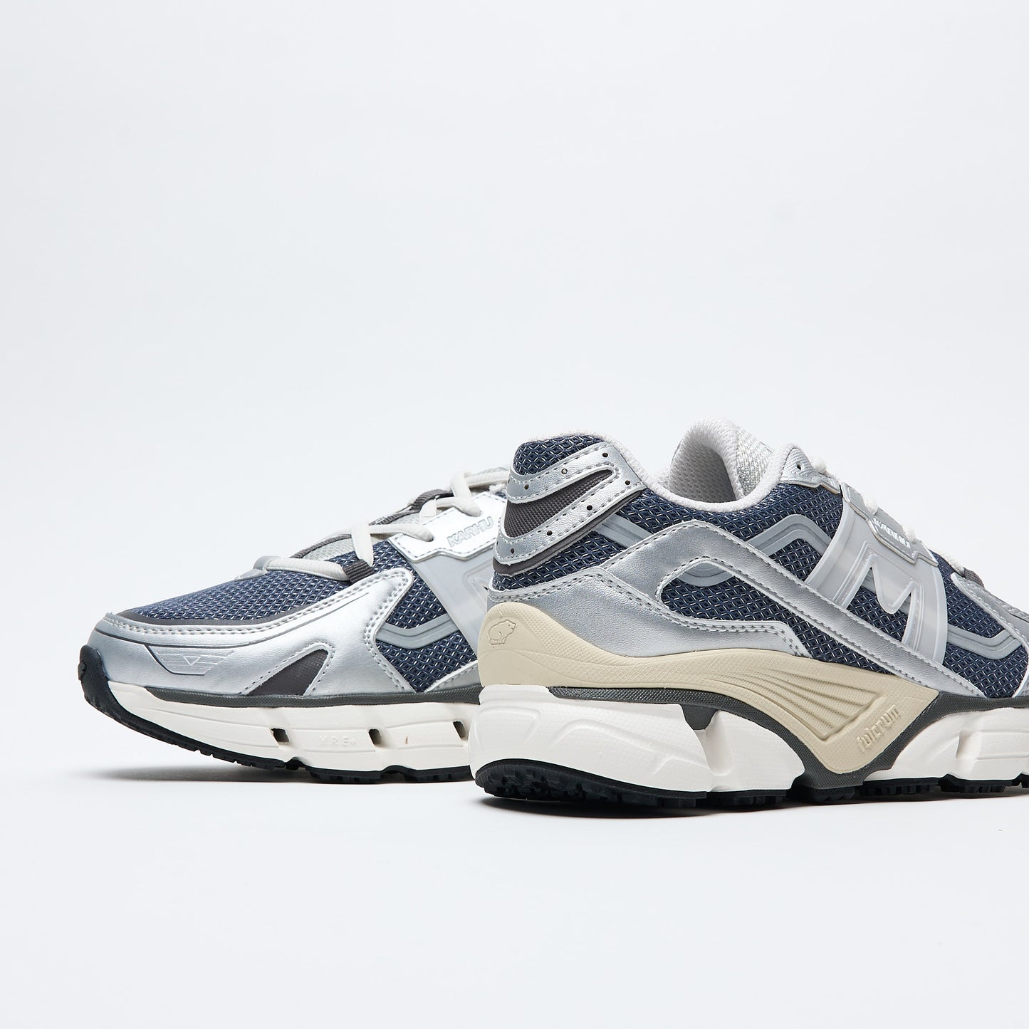 Karhu - Super Fulcrum (Silver /Vintage Indigo)