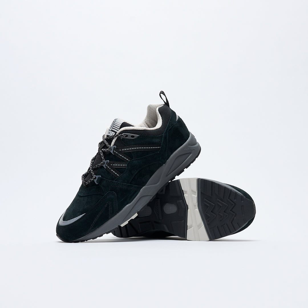 Karhu - Fusion 2.0 (Black/Black)