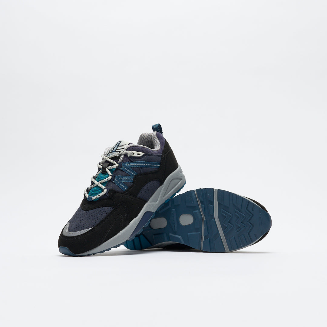 Karhu - Fusion 2.0 (Jet Black/ Deep Lagoon)