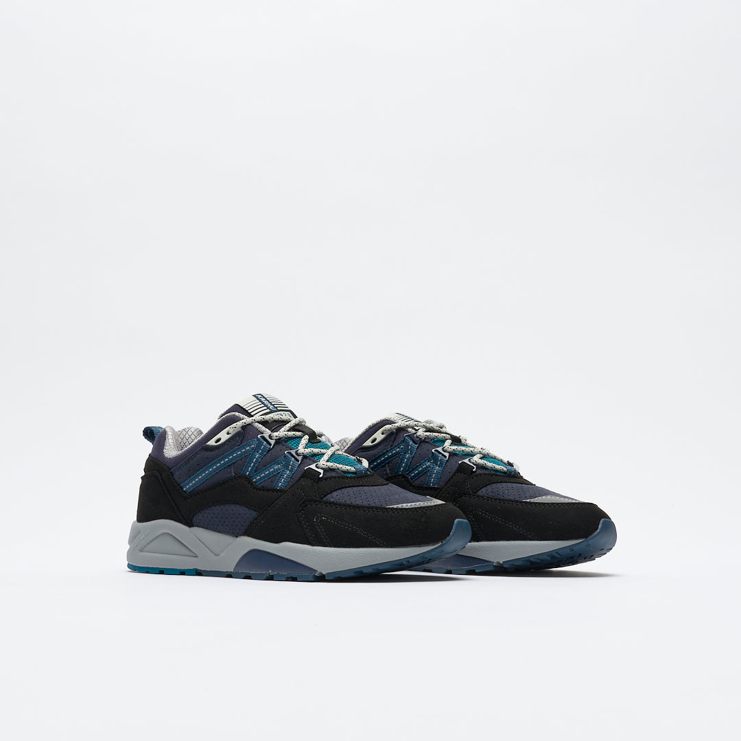 Karhu - Fusion 2.0 (Jet Black/ Deep Lagoon)