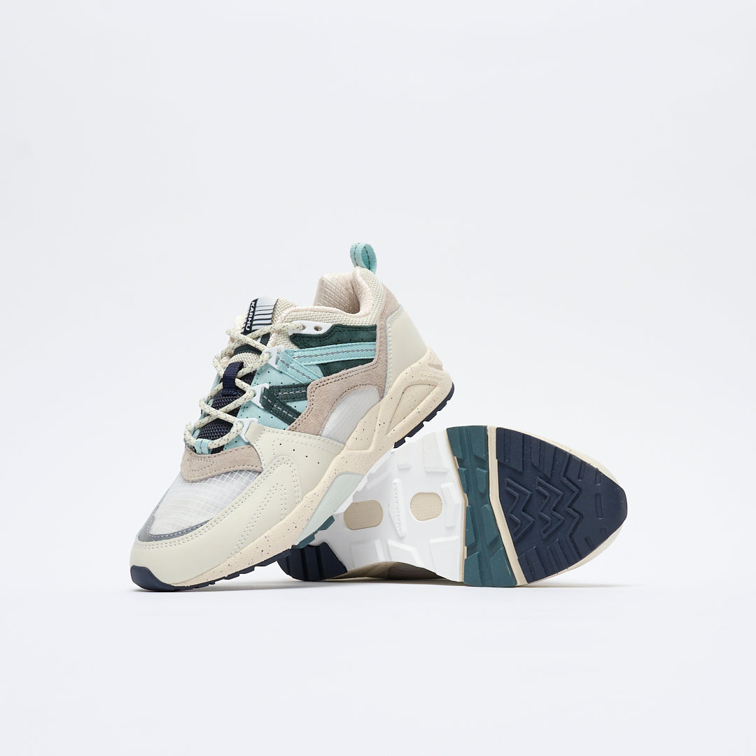 Karhu - Fusion 2.0 (Lily White/ Surf Spray)