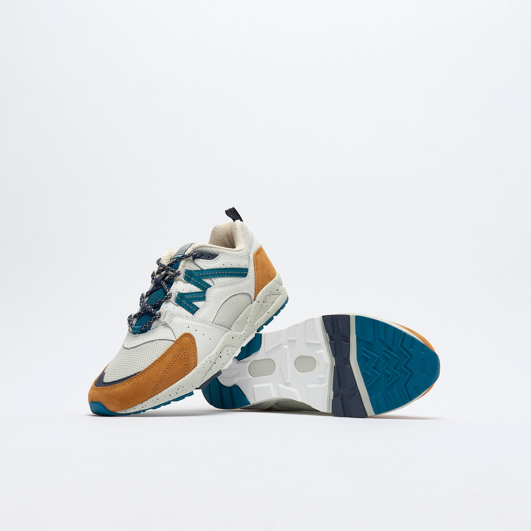 Karhu - Fusion 2.0 (Nugget/Deep Lagoon)