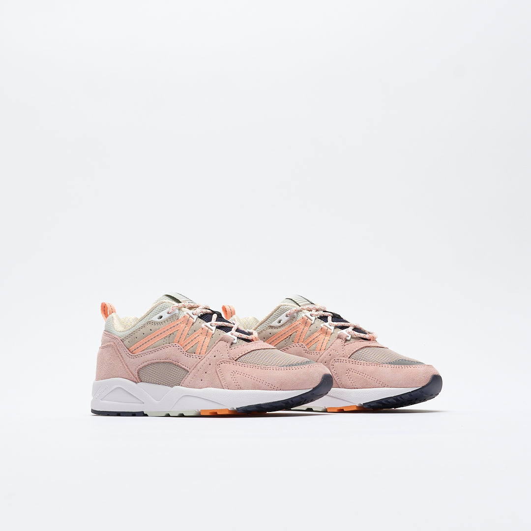 Karhu - Fusion 2.0 (Peach Whip/ Peach Nectar)