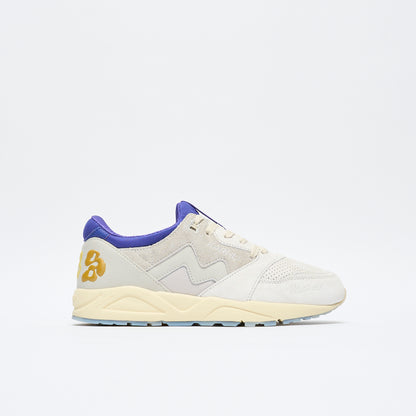 Karhu x Spectrum by Egs - Aria 95 Silver (Birch/Spectrum Blue) "Three Letters"