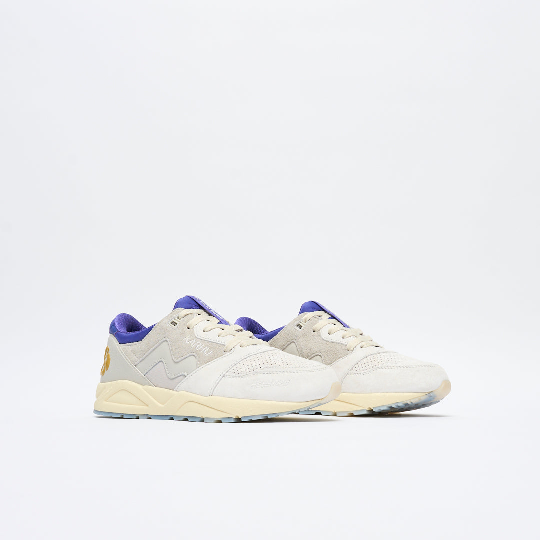 Karhu x Spectrum by Egs - Aria 95 Silver (Birch/Spectrum Blue) "Three Letters"