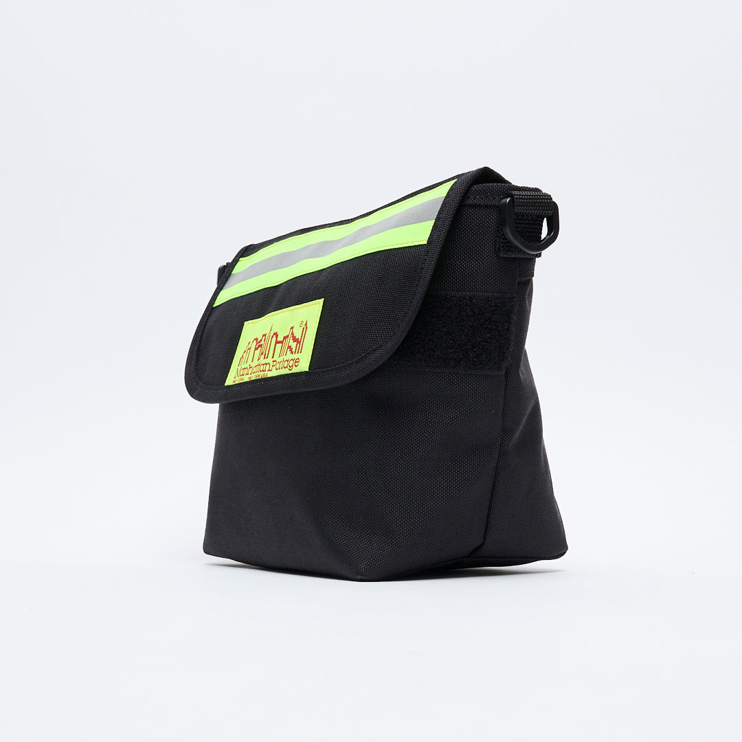 Manhattan Portage - College Place Handle Bar Bag With Vinyl Lining (Black)