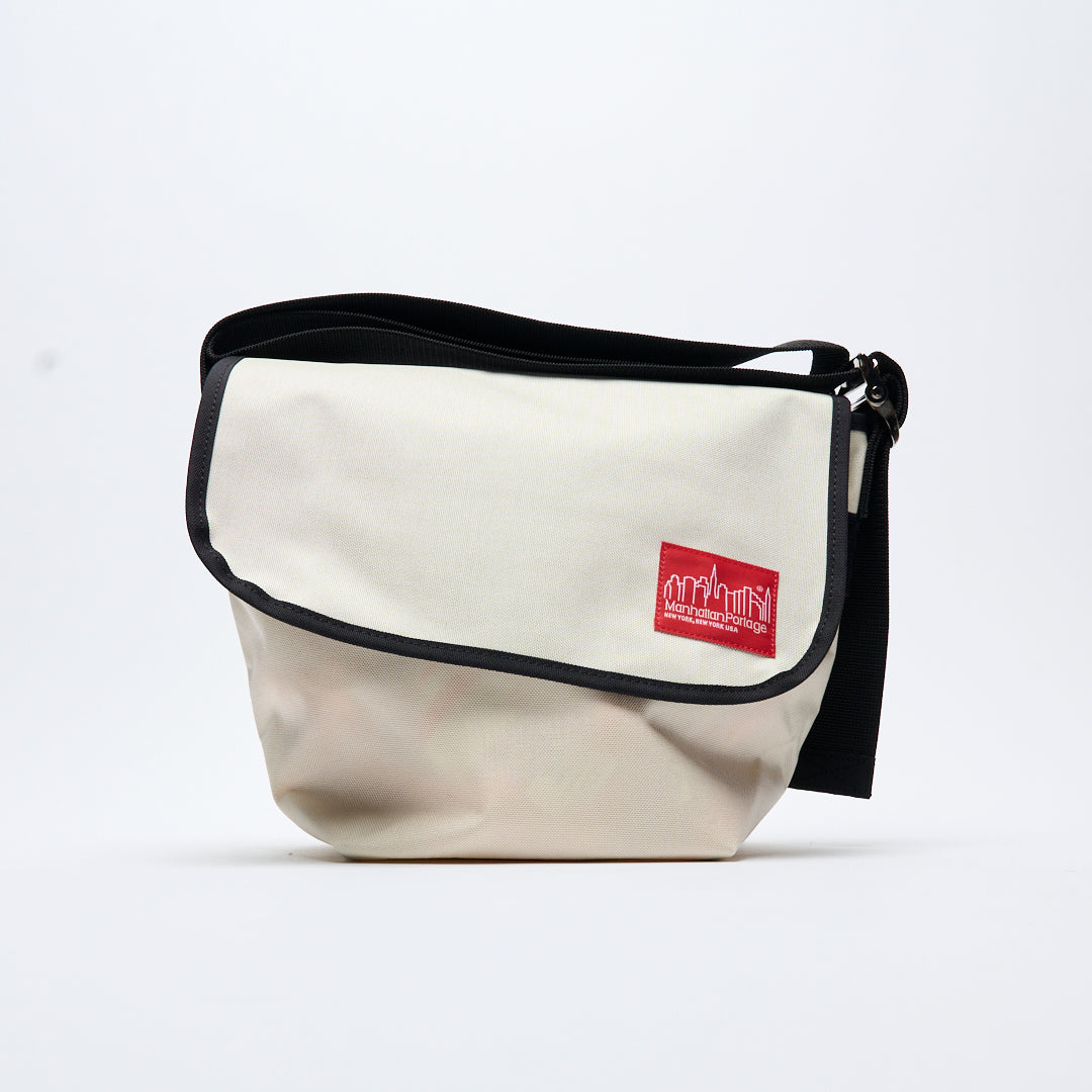 Manhattan Portage - Vintage Messenger Bag (Ivory) (S)