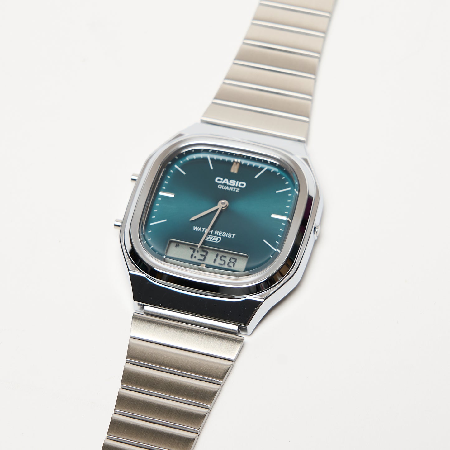 Montres - CASIO  AQ-240E-3AEF