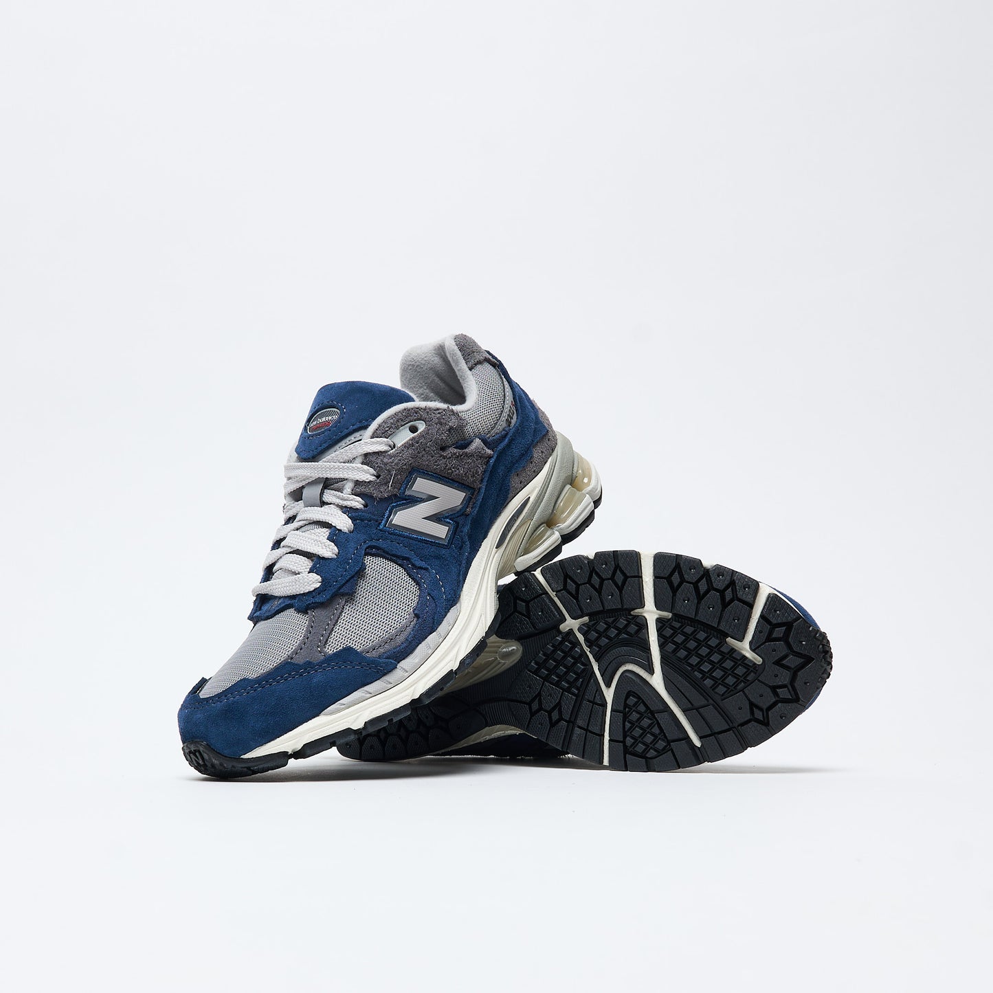 New Balance - M 2002 4R5 (Navy/Raincloud) "Protection Pack"