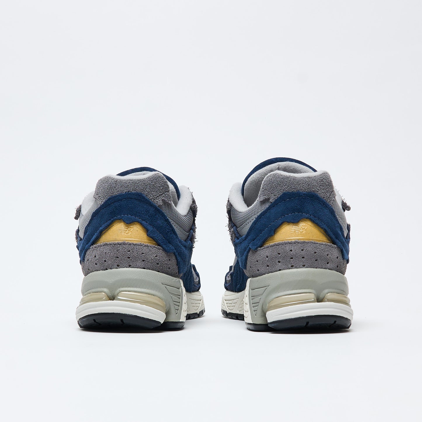 New Balance - M 2002 4R5 (Navy/Raincloud) "Protection Pack"