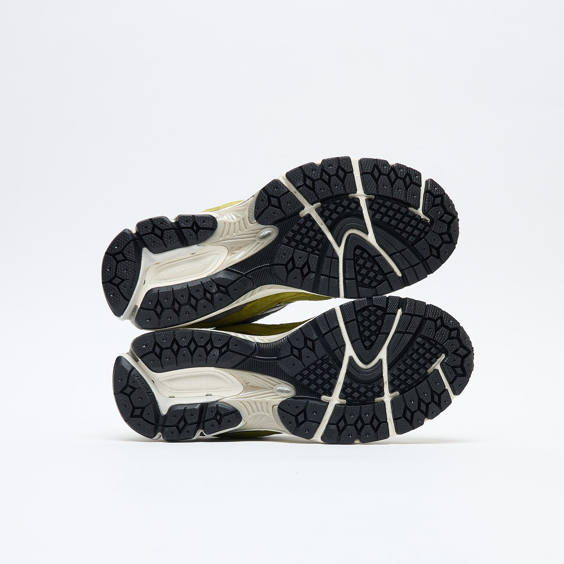 New Balance - M 2002 8ZH (Sea Moss/Raincloud) "Protection Pack"