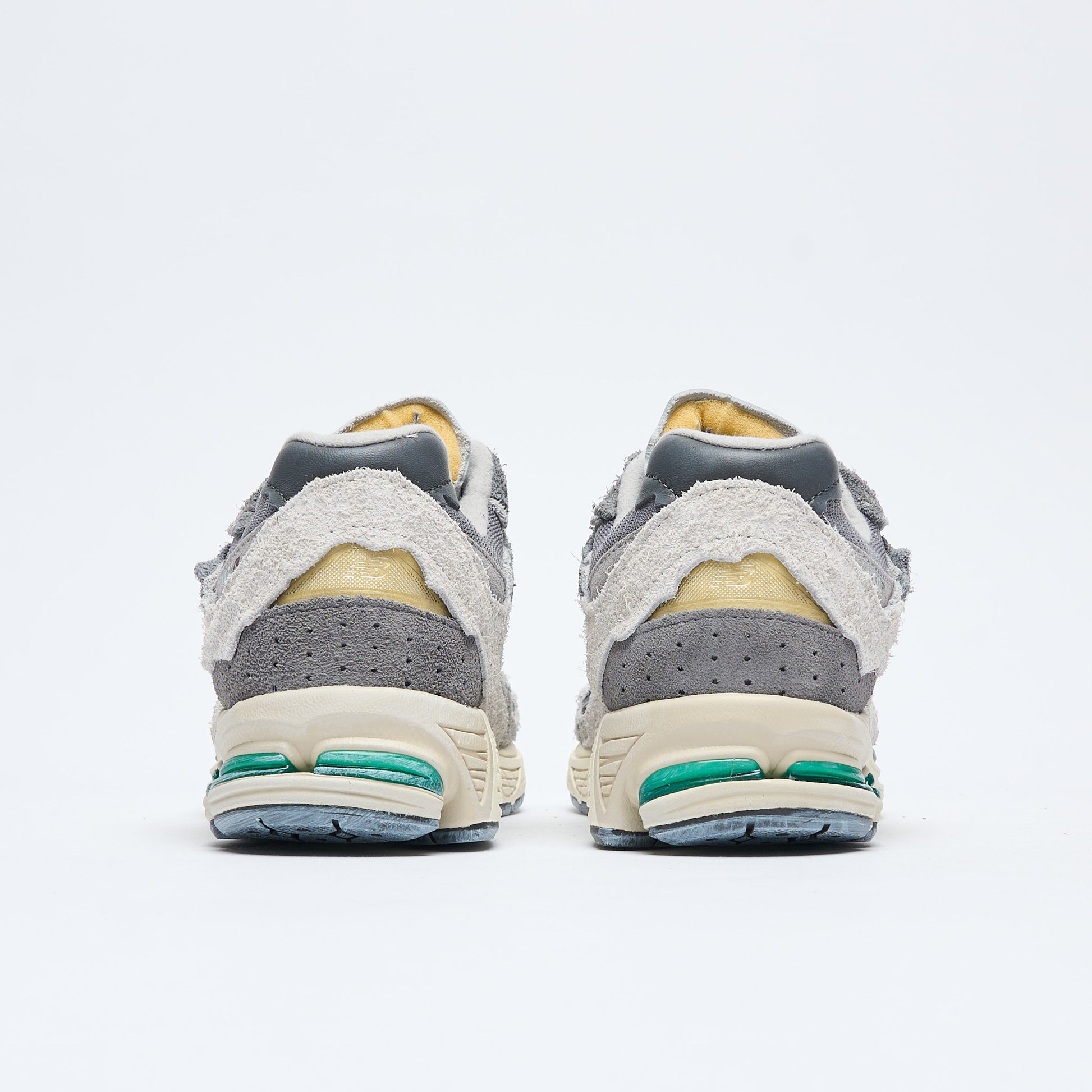 New Balance - M 2002 RDA "Protection Pack" (Rain cloud)