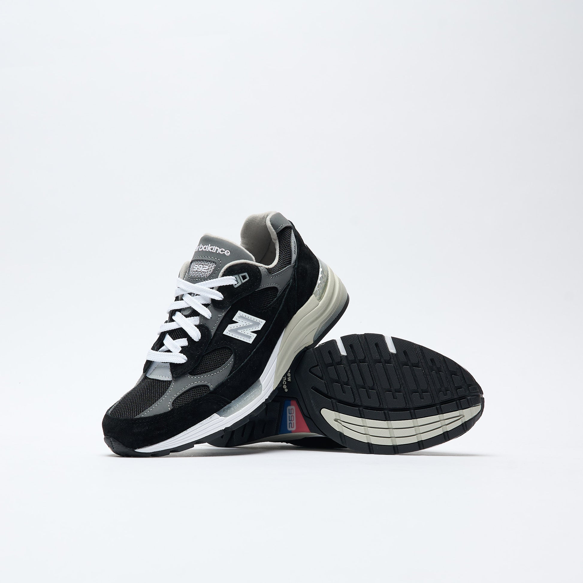 New Balance - U 992 BK Made In USA (Black/Grey/Silver Metallic)