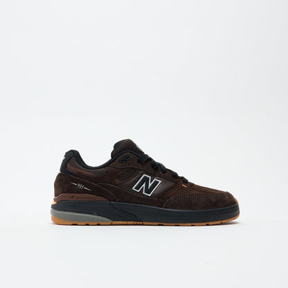 New Balance Numeric - NM 933 BAR (Brown/Black)