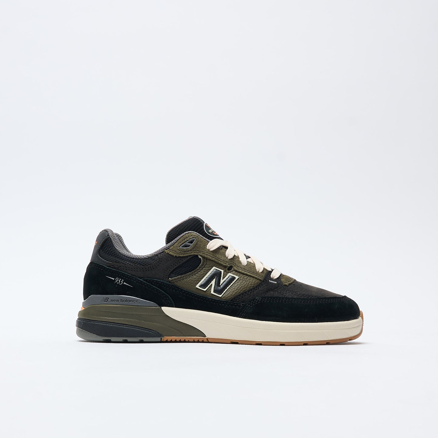 New Balance Numeric - NM Reynolds 933 BST (Black/Dark Olivine)