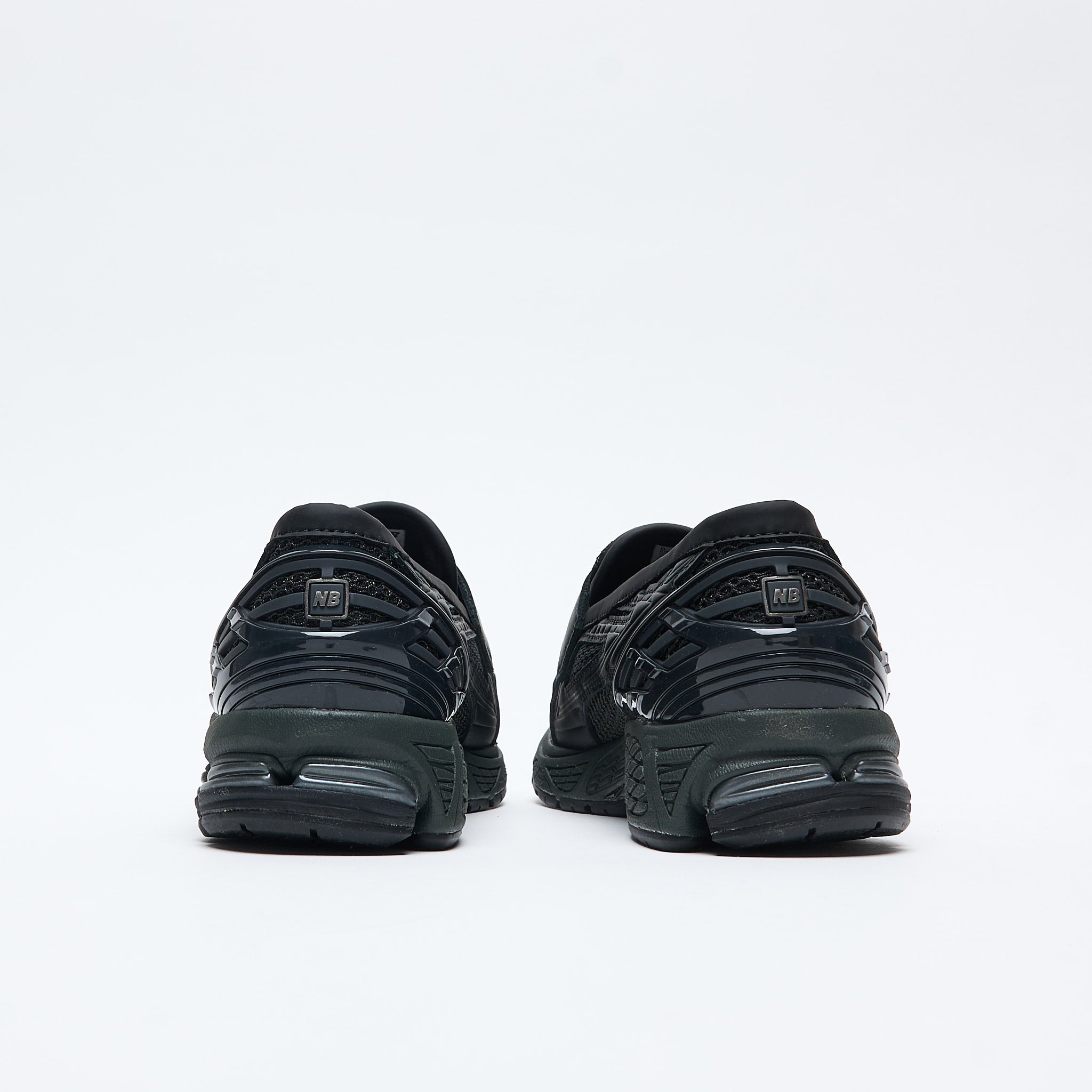 New Balance - U 1906 Loafer LAI Suede (Black) – MILK STORE