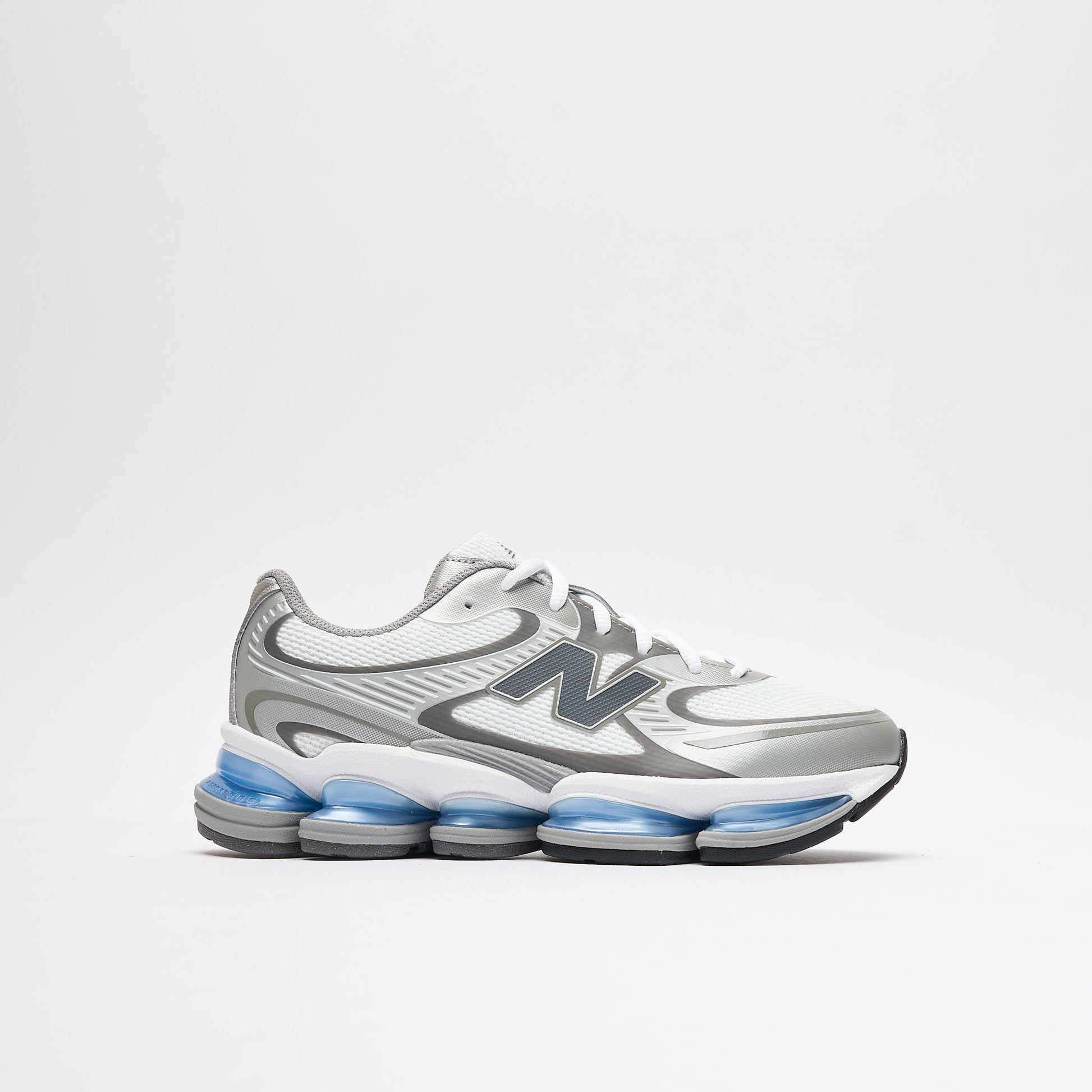New Balance -  U Abzorb 2000 AA(White/Silver Metallic)