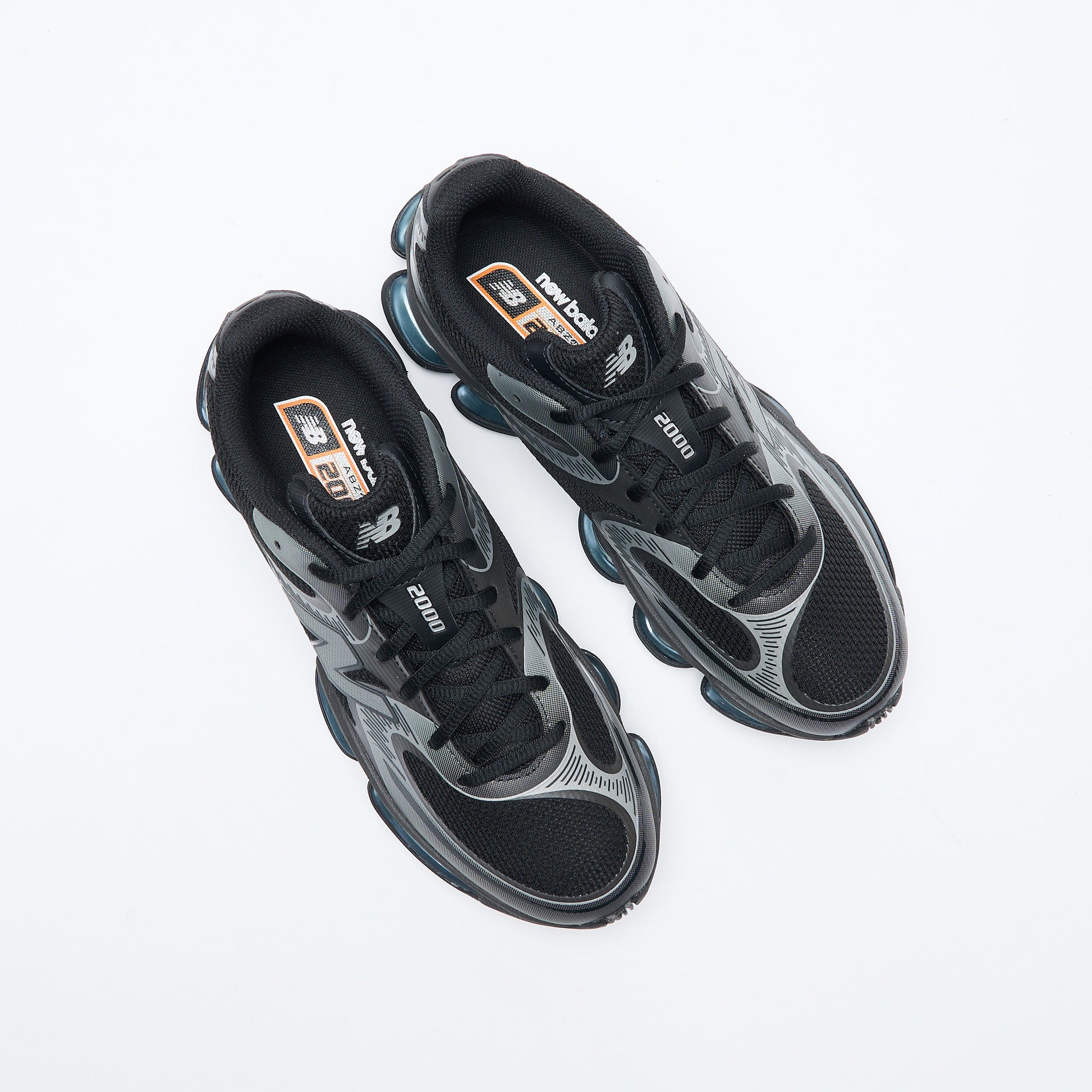 New Balance - U 2000 EA V1 (Black/Dark Silver Metallic)
