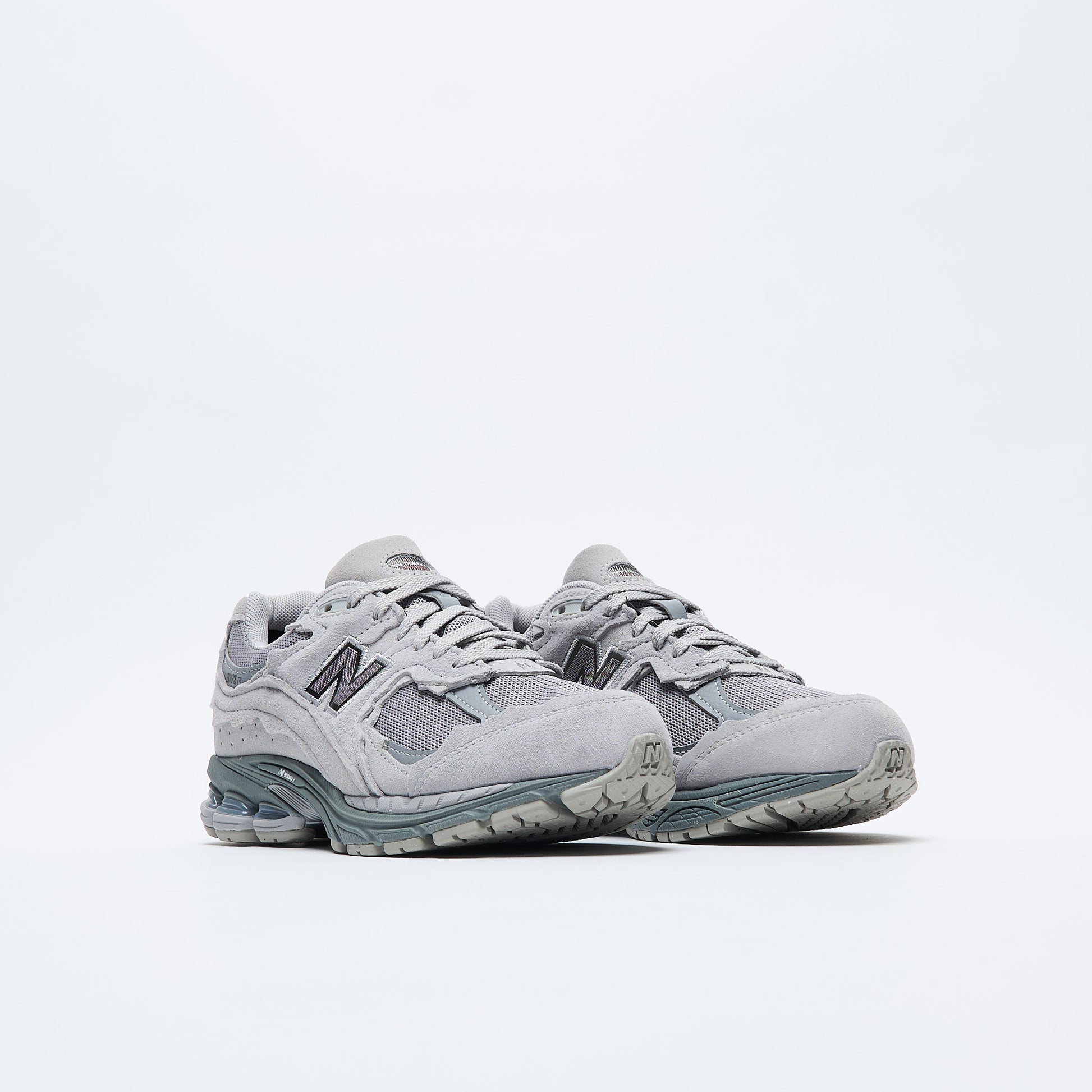 New Balance - U 2002 27R (Slate Grey/Castlerock)