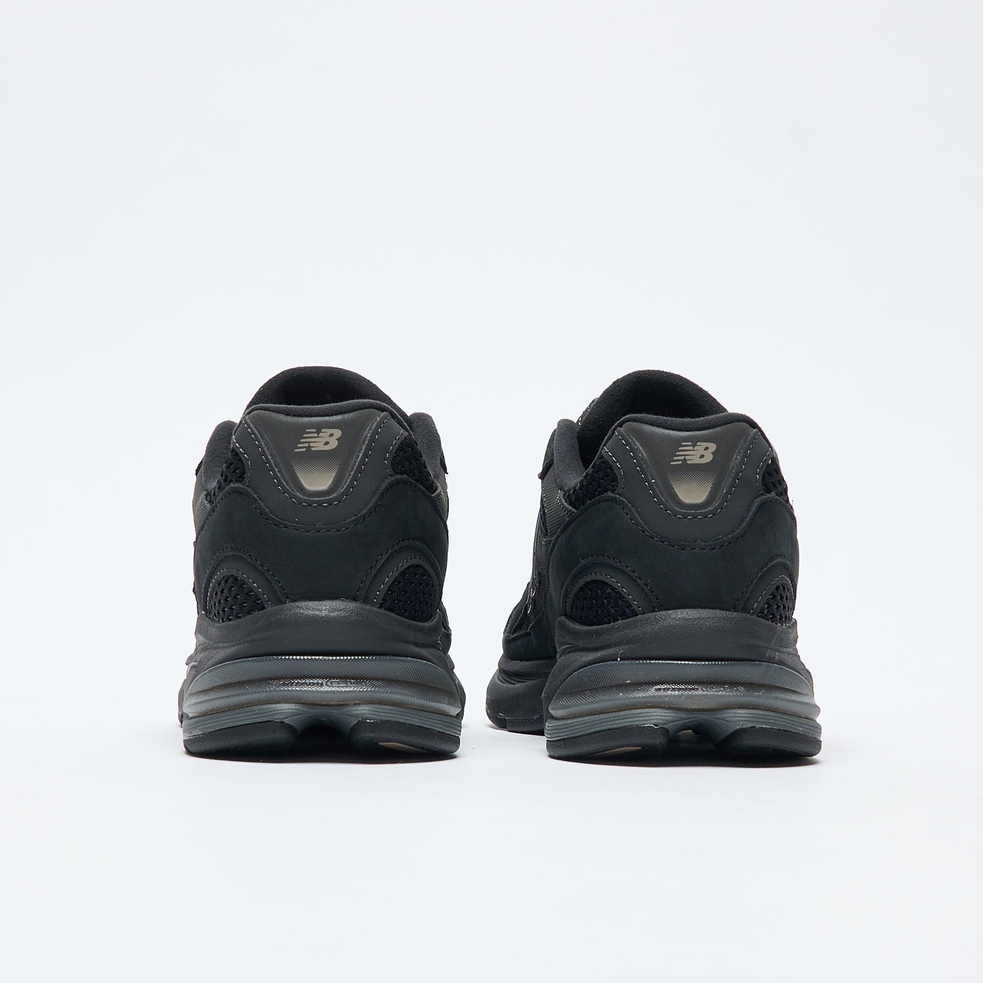 New Balance - U 2010 TTB (Black/Black/Cement)