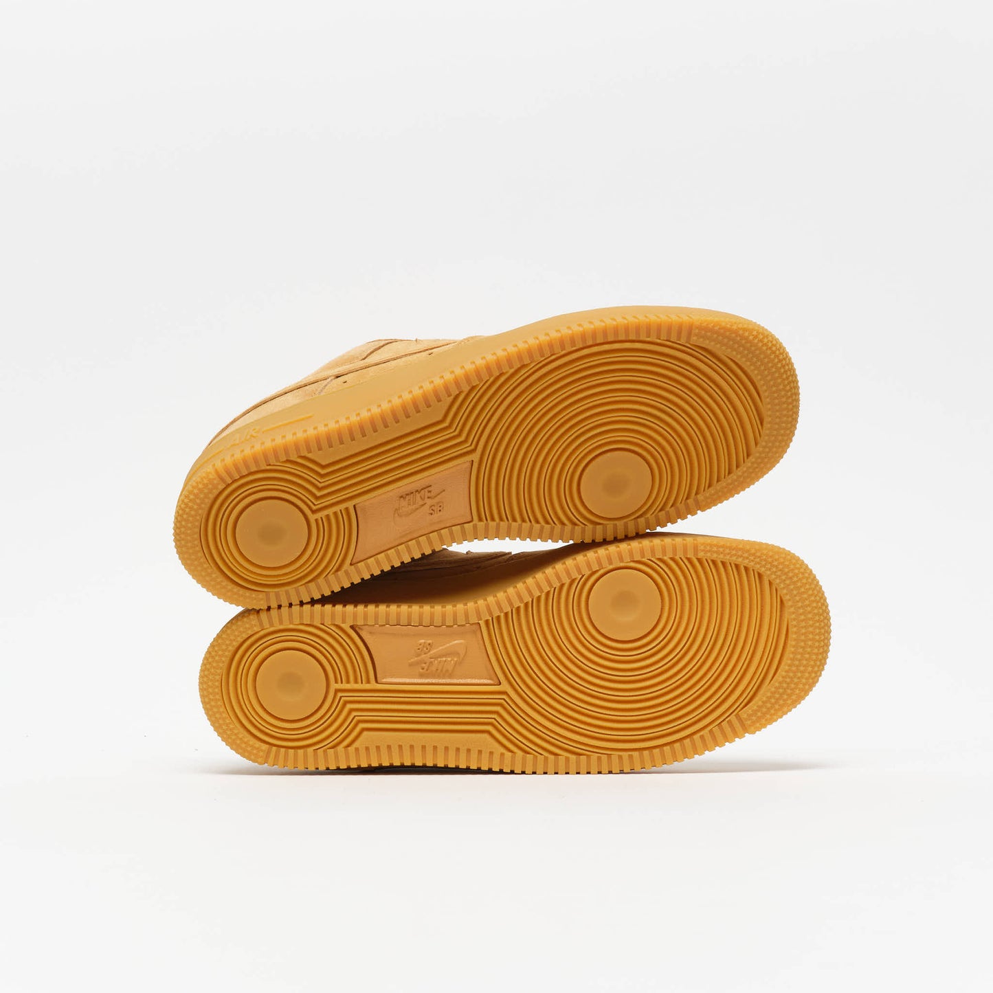 Nike SB - Zoom Air Force 1 Premium Suede (Flax/Flax-Gum Light Brown)