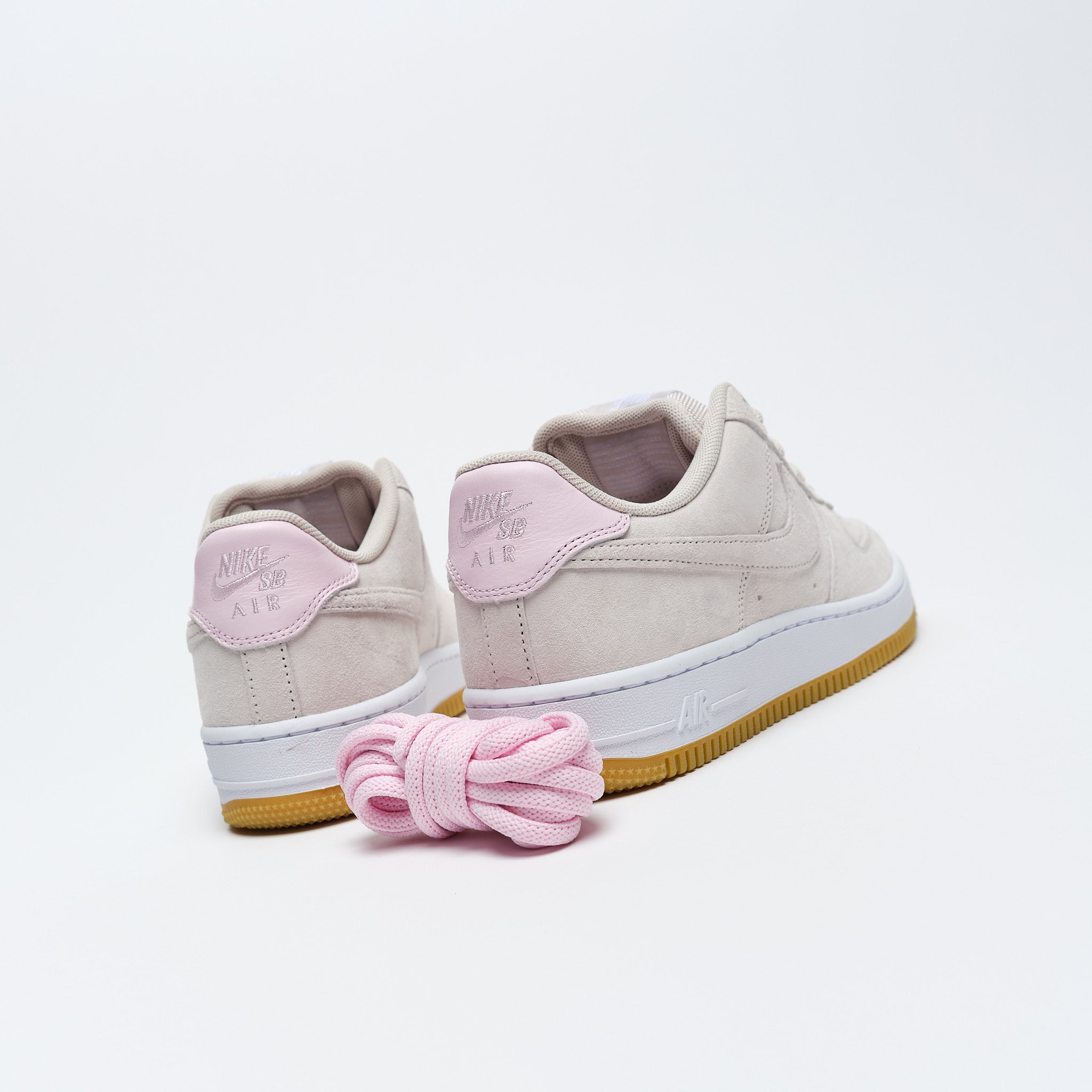 Nike SB - Air Force 1 (Lt Orewood Brn/Lt Orewood Brn-White) – MILK