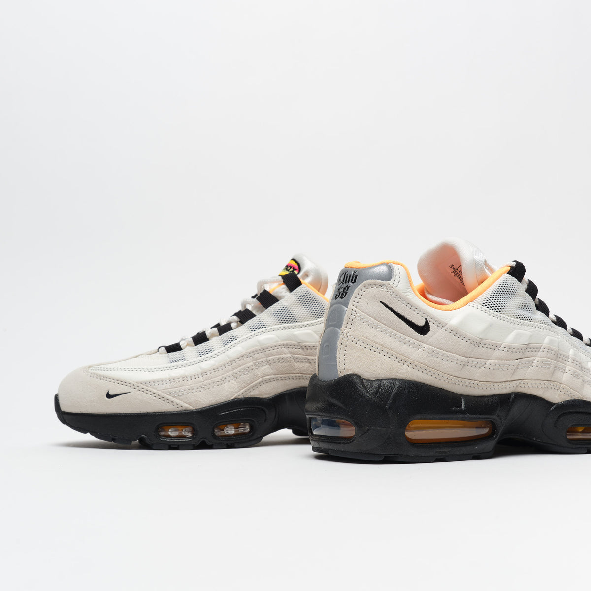 Nike SB Air Max 95 Club 58 Sail Laser Orange "World Cup"  IQ8395-100